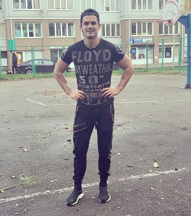 Новенький участник проекта Александр Емельянов