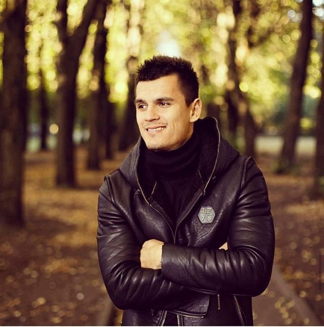 Новенький участник проекта Александр Емельянов