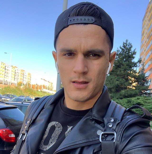 Новенький участник проекта Александр Емельянов