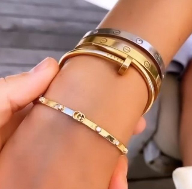 Из блога Редакции: Дава презентовал Ольге Бузовой дорогой браслет