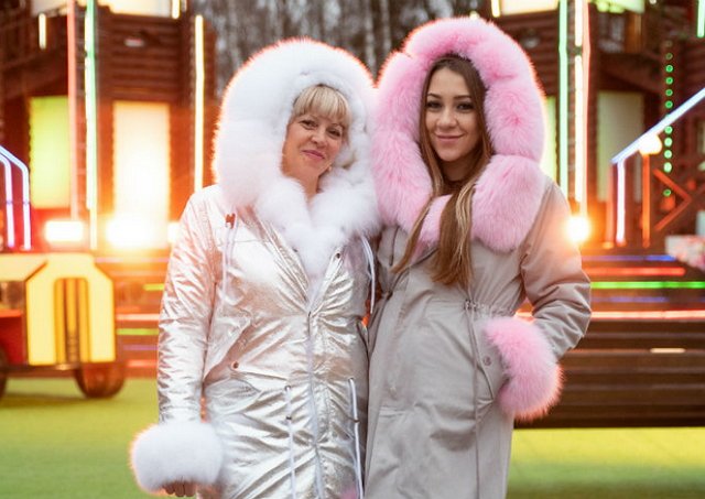 Алена Савкина разгромила дом из-за скандала с мамой