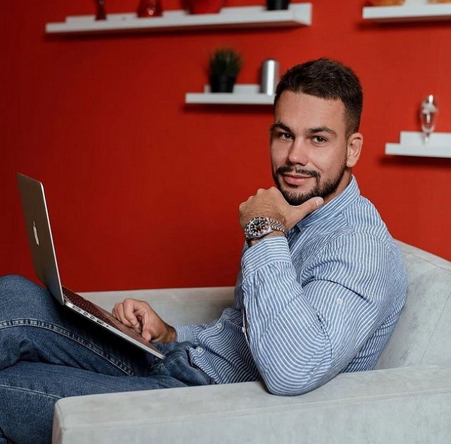 Сергей Захарьяш: У Алеси есть мужчина за периметром?