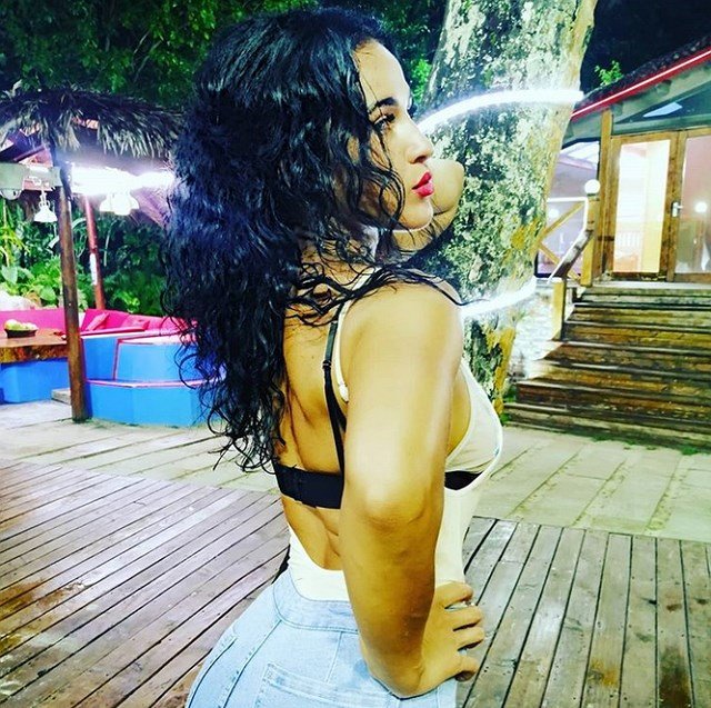 Арсенова рассказала о последствиях флирта Хамраевой со Стрелковым