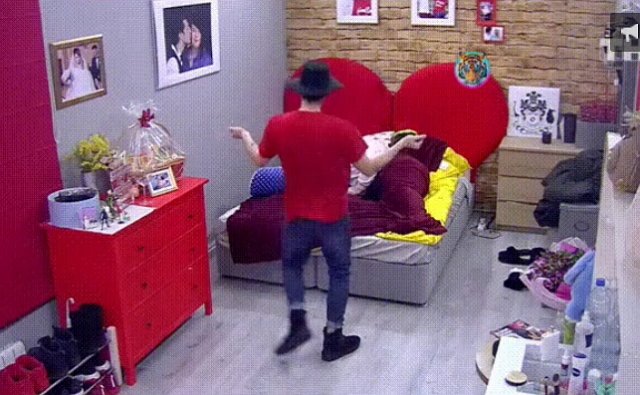 Стихи о Дом-2 на 6.02.2020