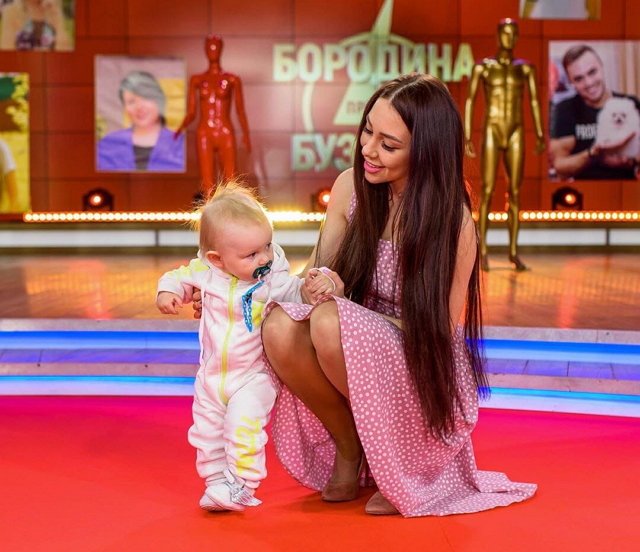 Алёна Савкина: С днём рождения, сынок!