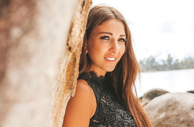 Яна Захарова: Одиночество для меня - норма