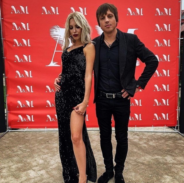 У Натальи Игруновой отравление