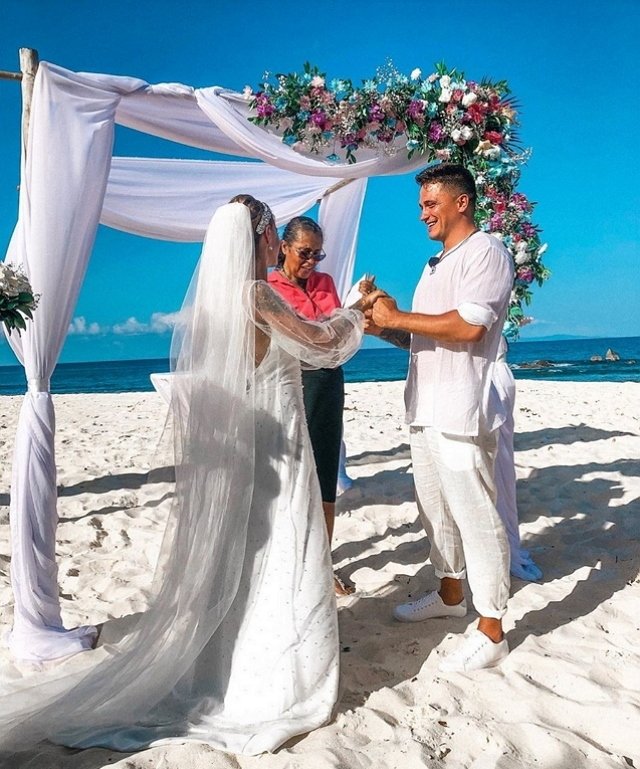 Мама Игоря Русанова познакомилась с Щегловой