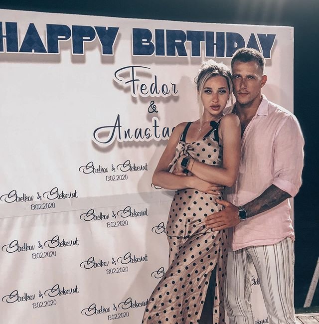 Анастасия Стецевят готова дать Стрелкову шанс Анастасия Стецевят готова дать Стрелкову шанс