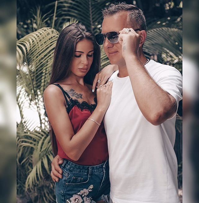 Настя Голд устроила очередную потасовку с Яббаровым