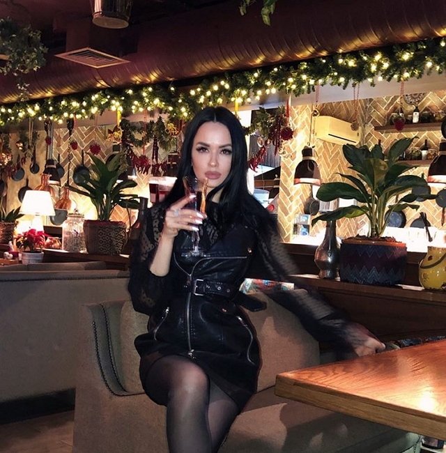 Новая участница проекта Рина Бутова