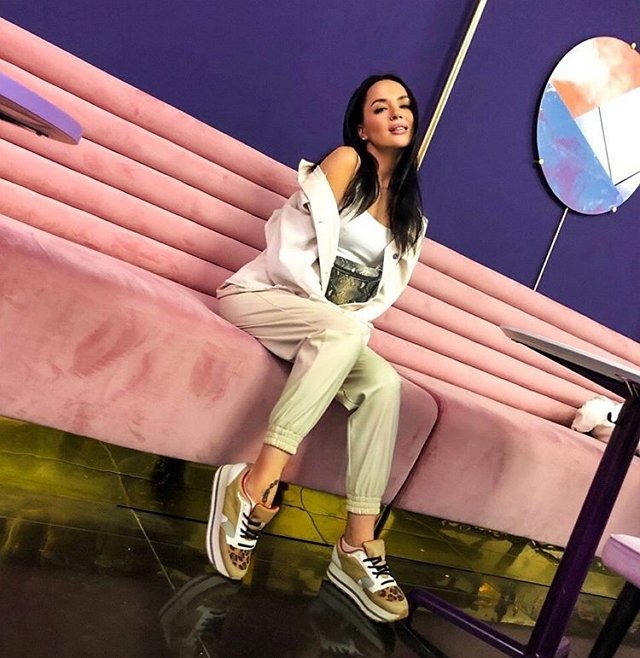 Новая участница проекта Рина Бутова