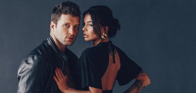 Витя Шароваров представил Сашу Шеву своему отцу