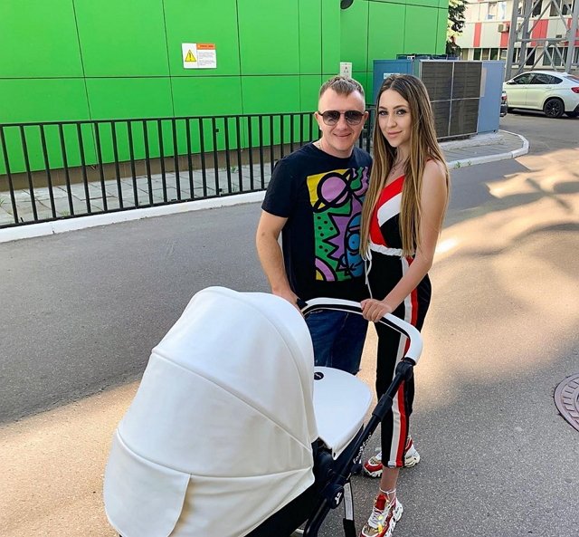 Денис Мокроусов рассказал, когда займется волшебством с Аленой Рапунцель