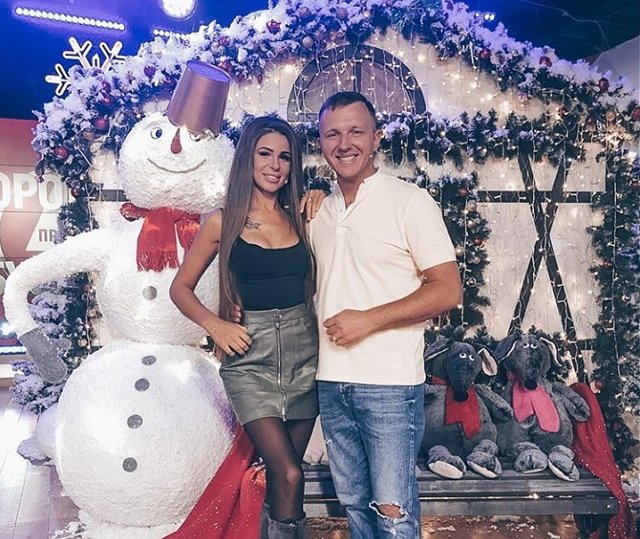 Яббаров подарил Голд кольцо