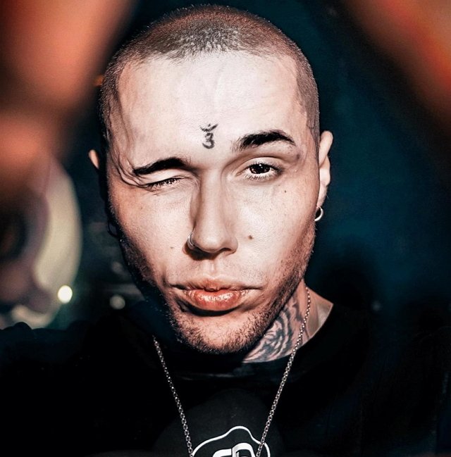 Новенький участник проекта Юрий Хохлов