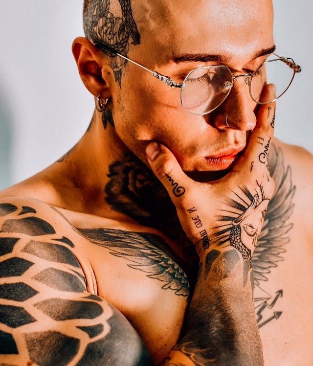 Новенький участник проекта Юрий Хохлов