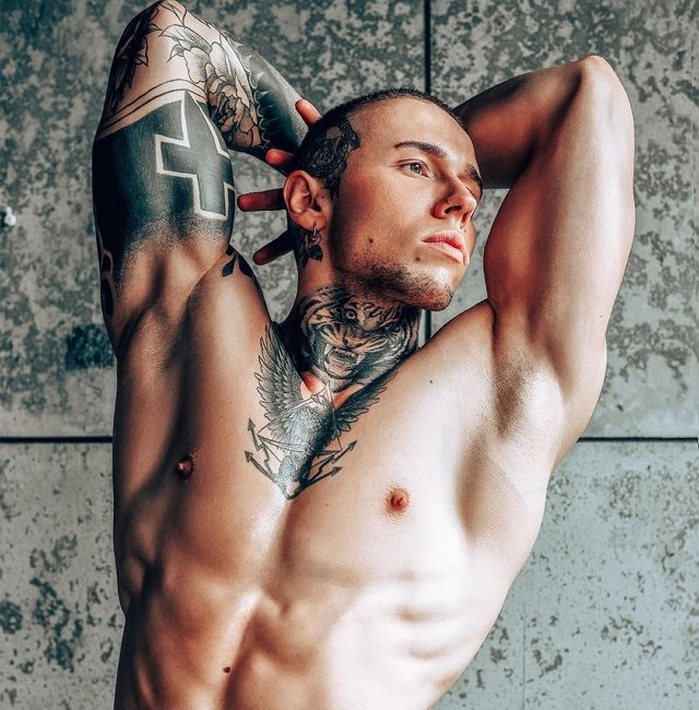 Новенький участник проекта Юрий Хохлов