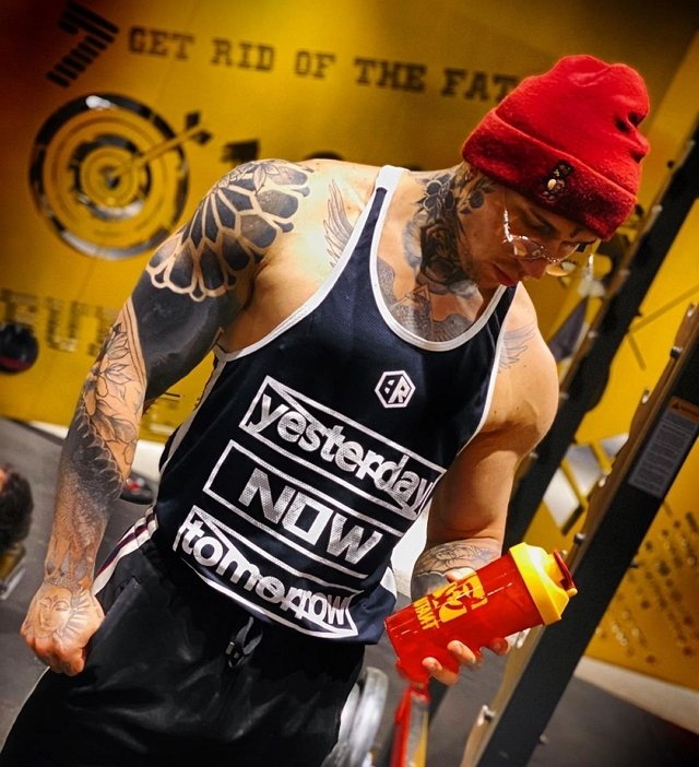 Новенький участник проекта Юрий Хохлов