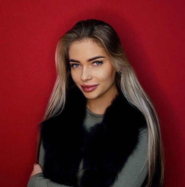 Екатерина Скалон повторяет сценарий Майи Донцовой?