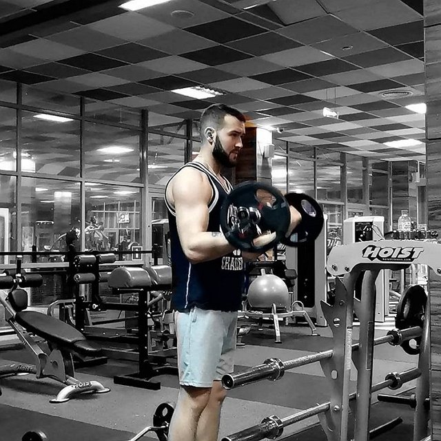 Новенький участник проекта Виктор Изотов