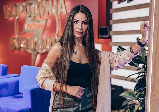 Анастасия Голд: Она пытается нами манипулировать