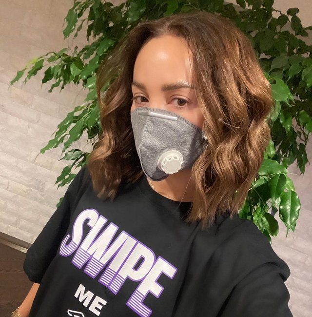 Ольга Бузова: Приняла решение никуда не лететь