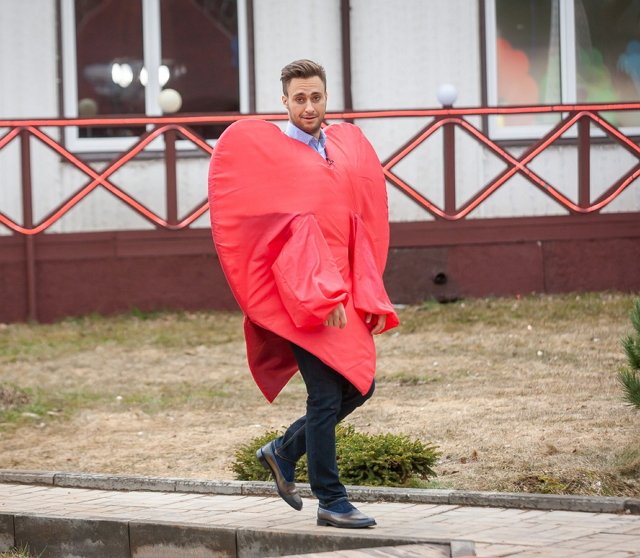 Блог редакции: Безбородова расцарапала Безусу лицо