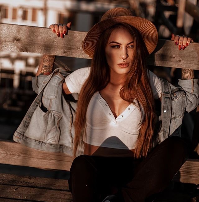 Новая участница проекта Алья Адхам