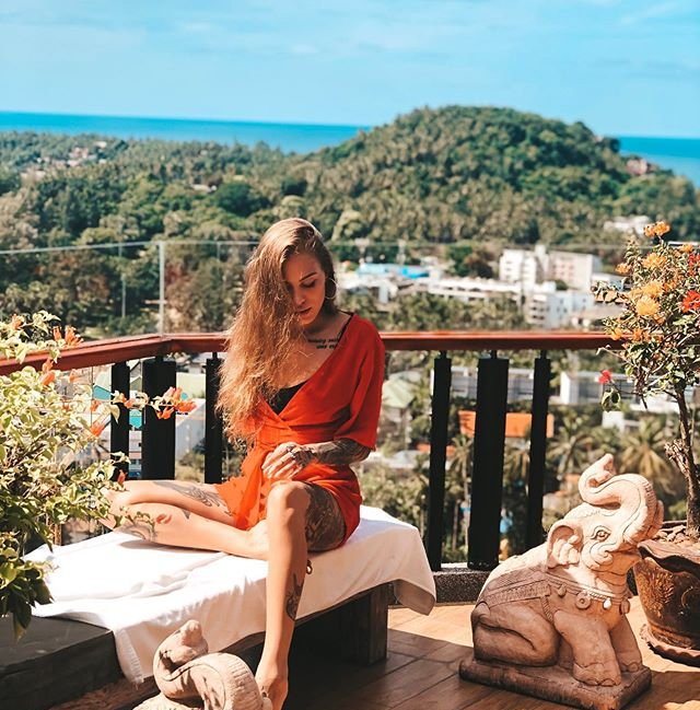 Новая участница проекта Алья Адхам