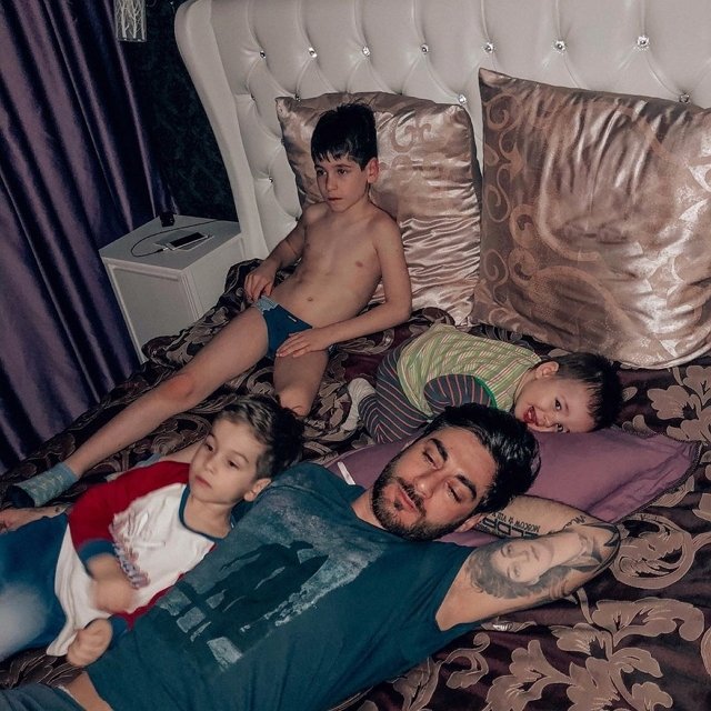 Фотоподборка детей участников (18.03.2020)