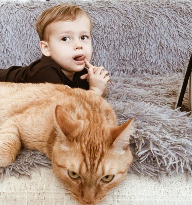 Фотоподборка детей участников (21.03.2020)