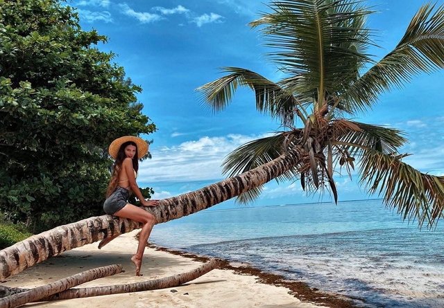 Алеся Семеренко: И снова девушка по имени Яна