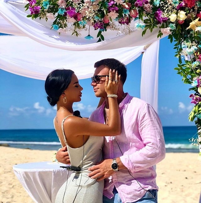 Анна Левченко: Он хотел меня зацепить