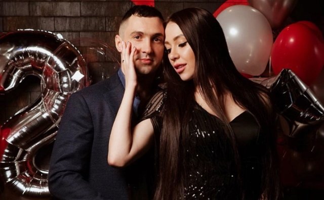 Денис Мокроусов обвинил Алёну Савкину в пьянстве