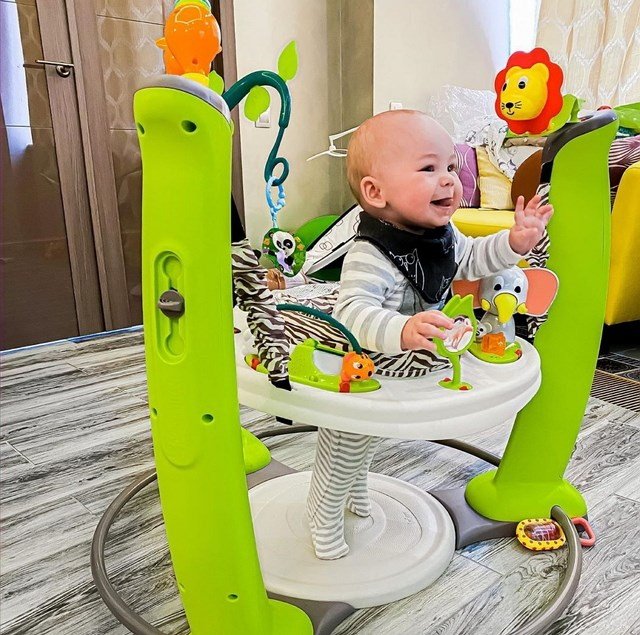 Фотоподборка детей участников (25.03.2020)