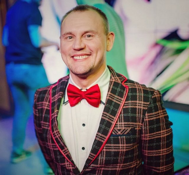 Ромашов разобрался с Меньщиковым за флирт с Белой