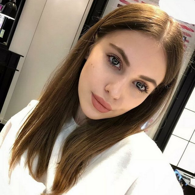 Саша Артемова пожаловалась на проблемы с лактацией Саша Артемова пожаловалась на проблемы с лактацией