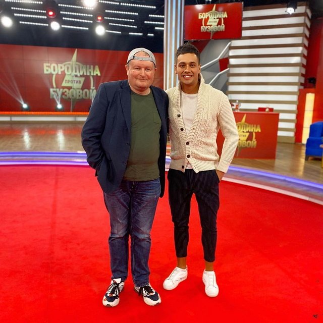 Фото с ток-шоу (12.04.2020)