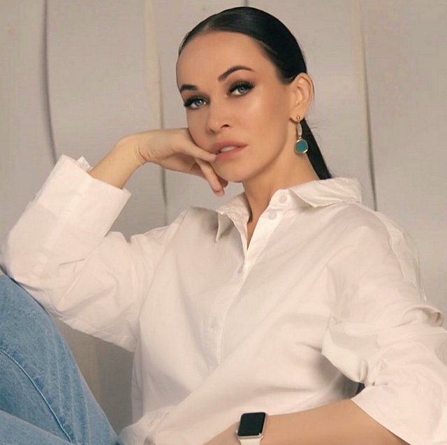 Степа Меньщиков посоветовал бывшей жене не трогать его семью