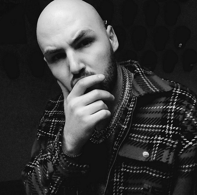 Новенький участник проекта Александр Хуторной