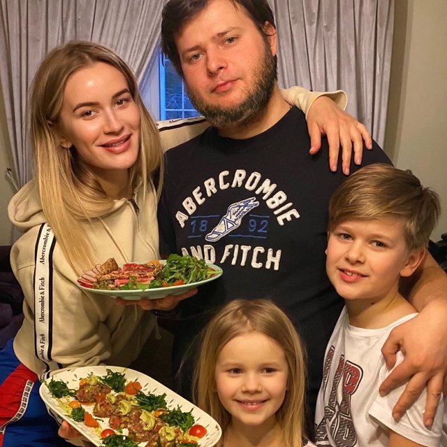 Фотоподборка детей участников (14.04.2020)