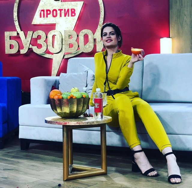 Из блога Редакции: Селена сдала руководству выпивающих участников