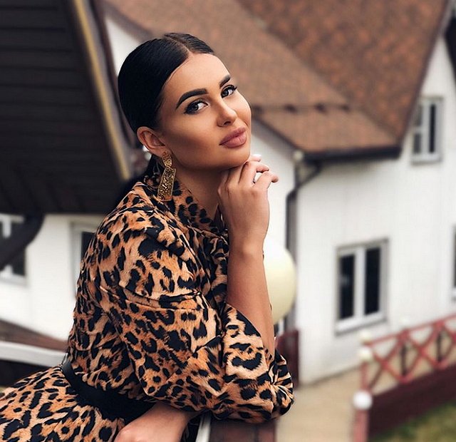 Александра Узерцева ушла с Дома-2