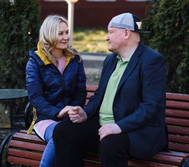 Екатерина Богданова: Я с ним ради денег?