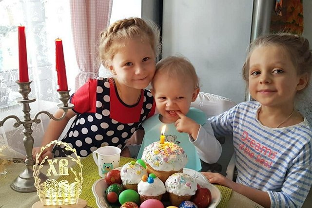 Фотоподборка детей участников (21.04.2020)