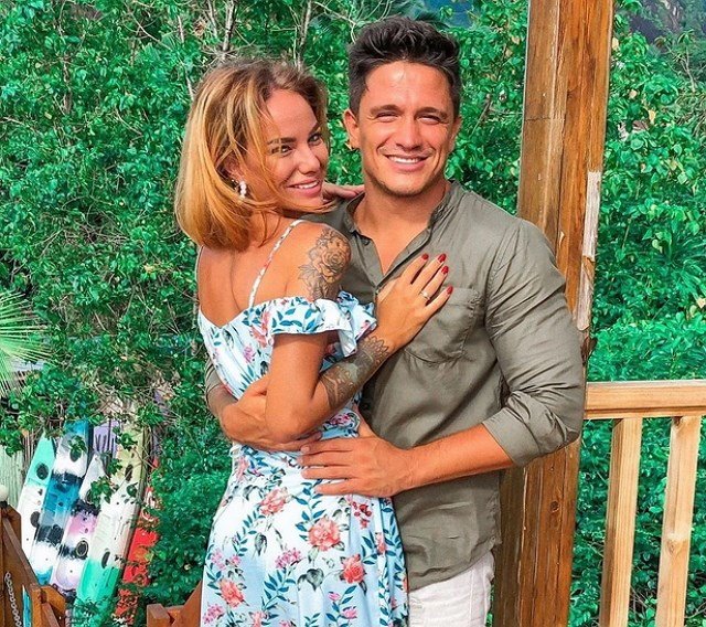 У Щегловой и Русанова на Сейшелах появился новый питомец