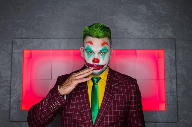 Сергей Захарьяш: Тщательно формируйте своё окружение