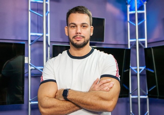 Блог редакции: Страхова ждёт встречи с Захарьяшем