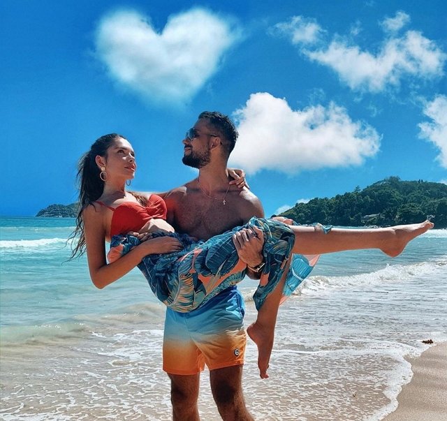 Захарьяшу кажется, будто Семеренко еще не до конца его разлюбила